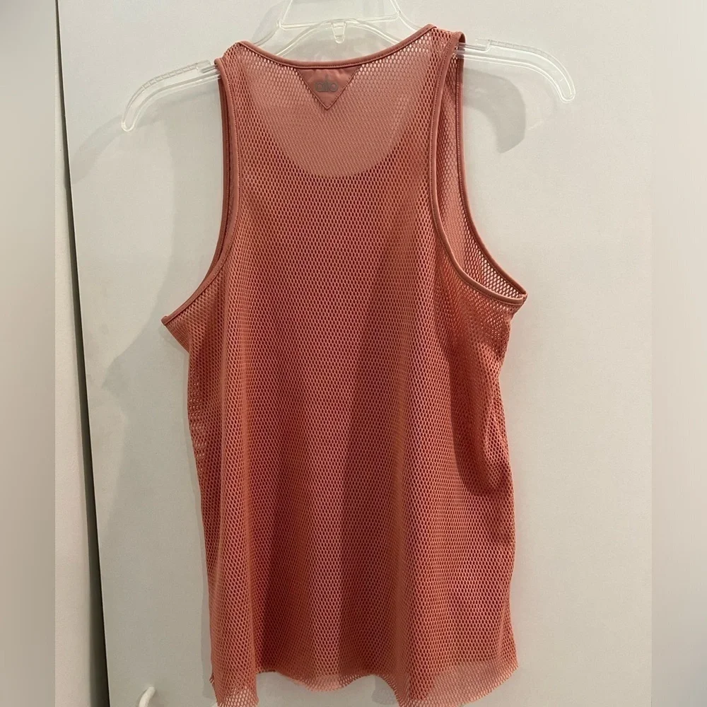 ALO YOGA Lucid Mesh Tank in Blush Pink Size Small